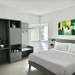 A&a 4*